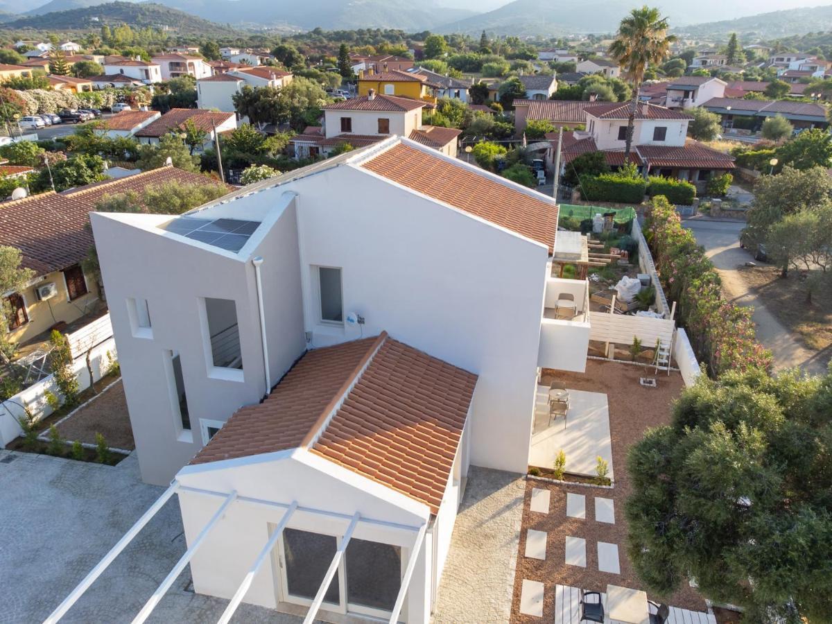 Villa Est San Teodoro  Eksteriør bilde