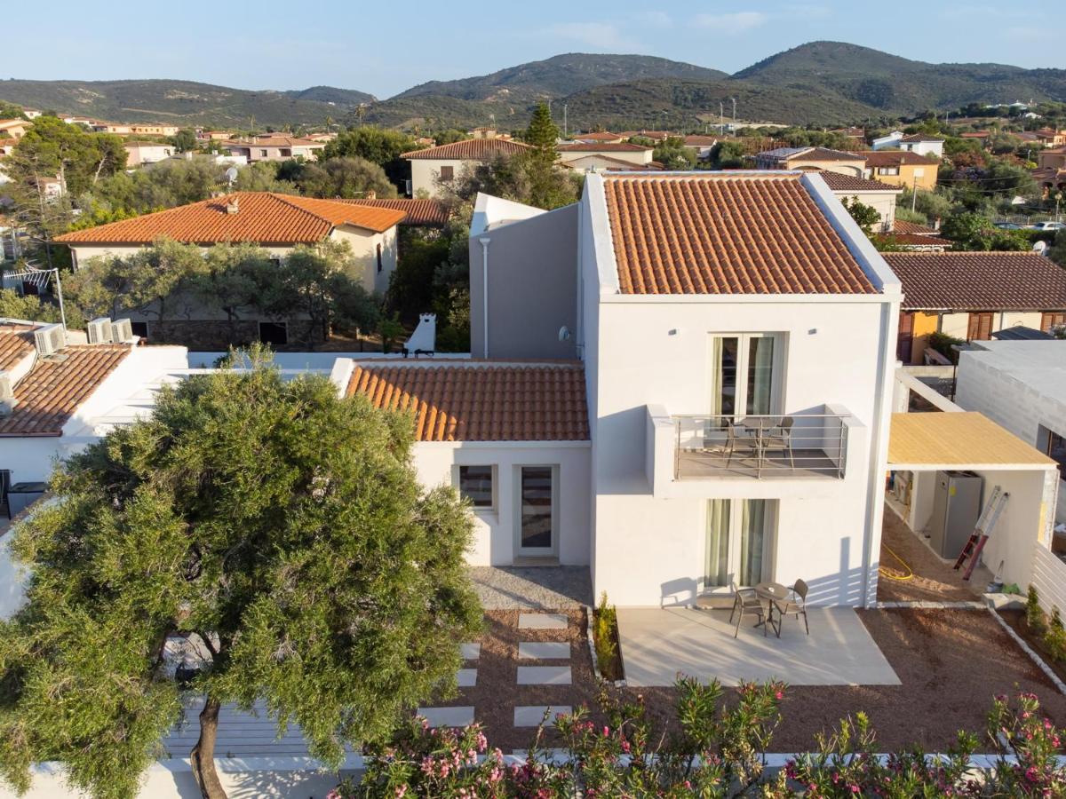 Villa Est San Teodoro  Eksteriør bilde