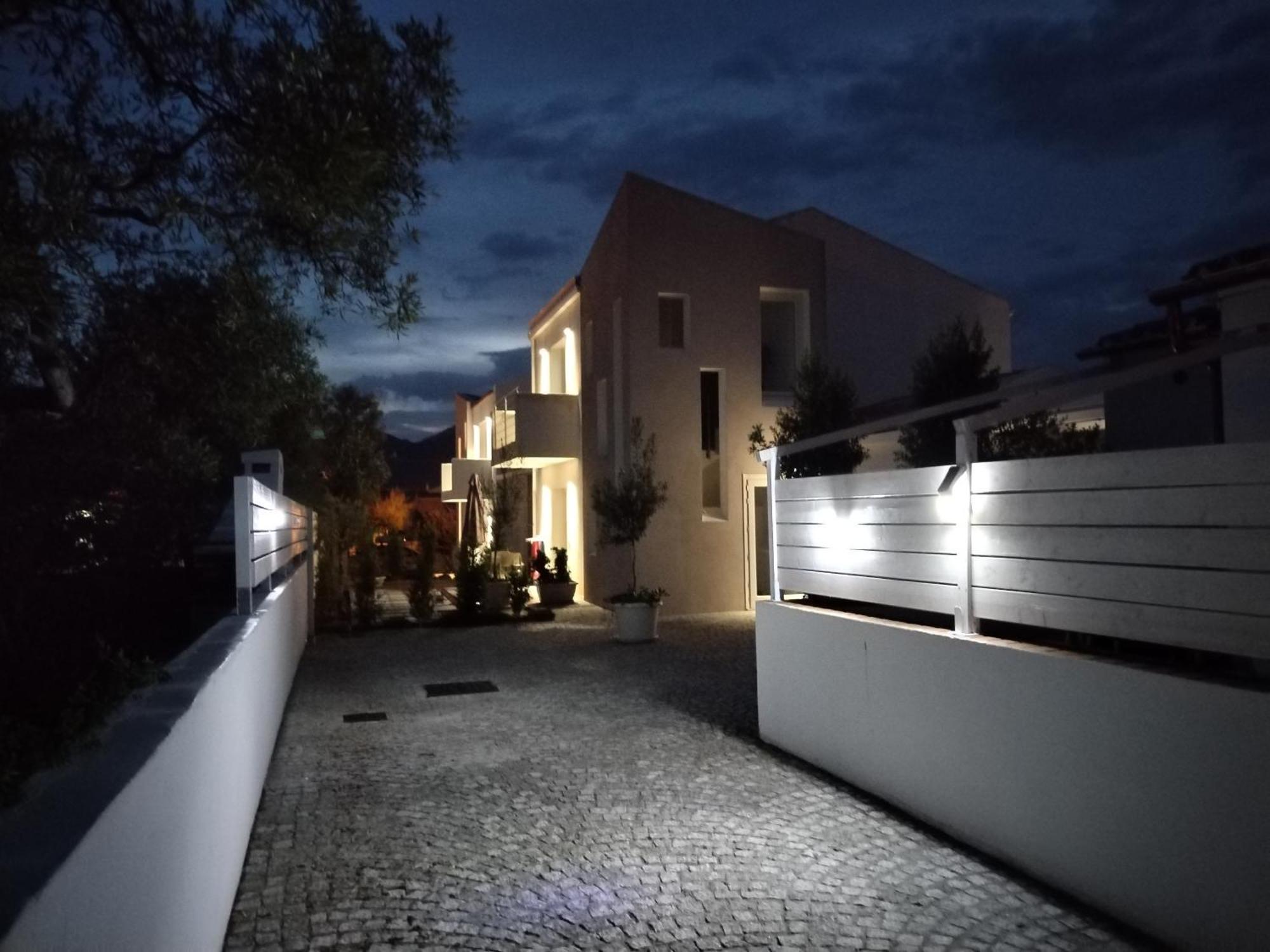 Villa Est San Teodoro  Eksteriør bilde